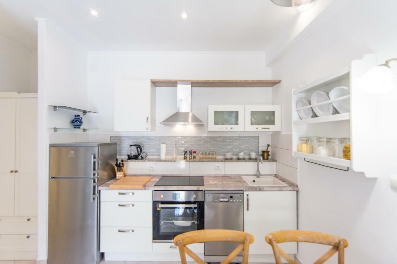 Apartment Mileta サリ エクステリア 写真