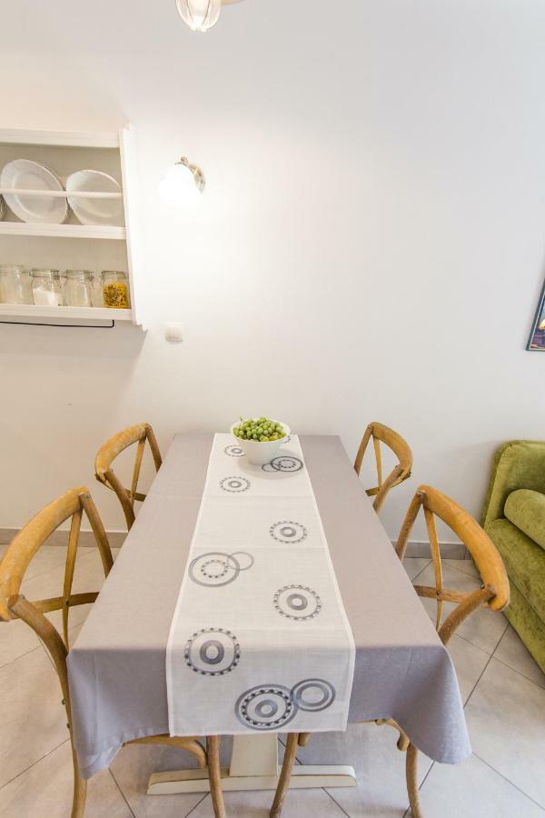 Apartment Mileta サリ エクステリア 写真