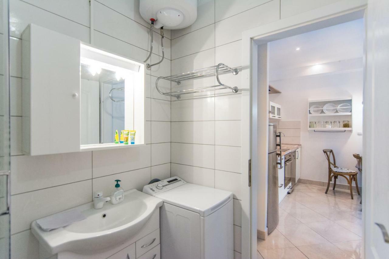Apartment Mileta サリ エクステリア 写真